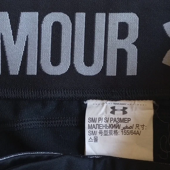 Under Armour 21" Crop Compression Leggings S Black Waist Pocket  50off3 - Picture 6 of 8